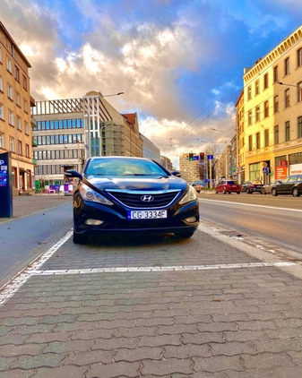 Hyundai Sonata cena 33000 przebieg: 225000, rok produkcji 2010 z Wrocław małe 379